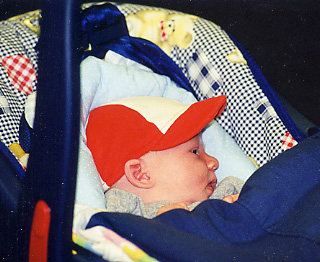 Quetin in his car seat