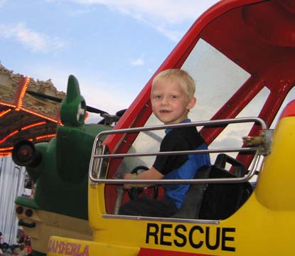 Quentin flying in helicoptor