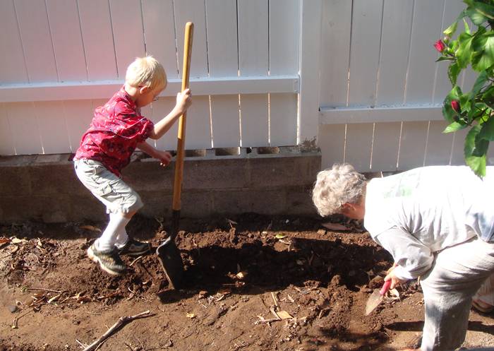 Quentin digging