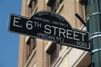 6th Street Sign