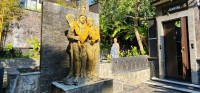 Statues in the Ayn