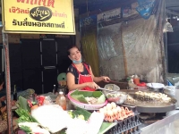 Street vendor cooking my Pad Thai