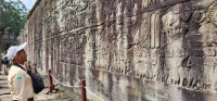 Bas-relief Bayon Temple