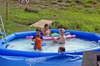 The inflatable pool